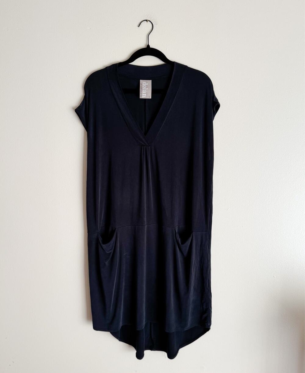 Dolan Black Short Sleeve V Neck Left Coast Lola Tunic Shift Dress Large Norm